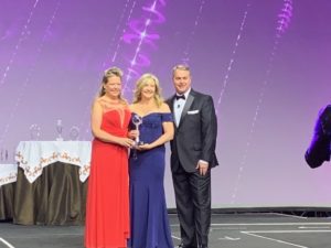 Left to right: Camille Mims, Vicki Hamp & Joe Horning at LeadingRE 2018 Awards